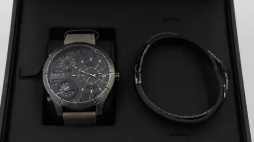 [PEJL2506030SET] طقم سوار وساعة رجالية من بوليس PEJL2506030SET
